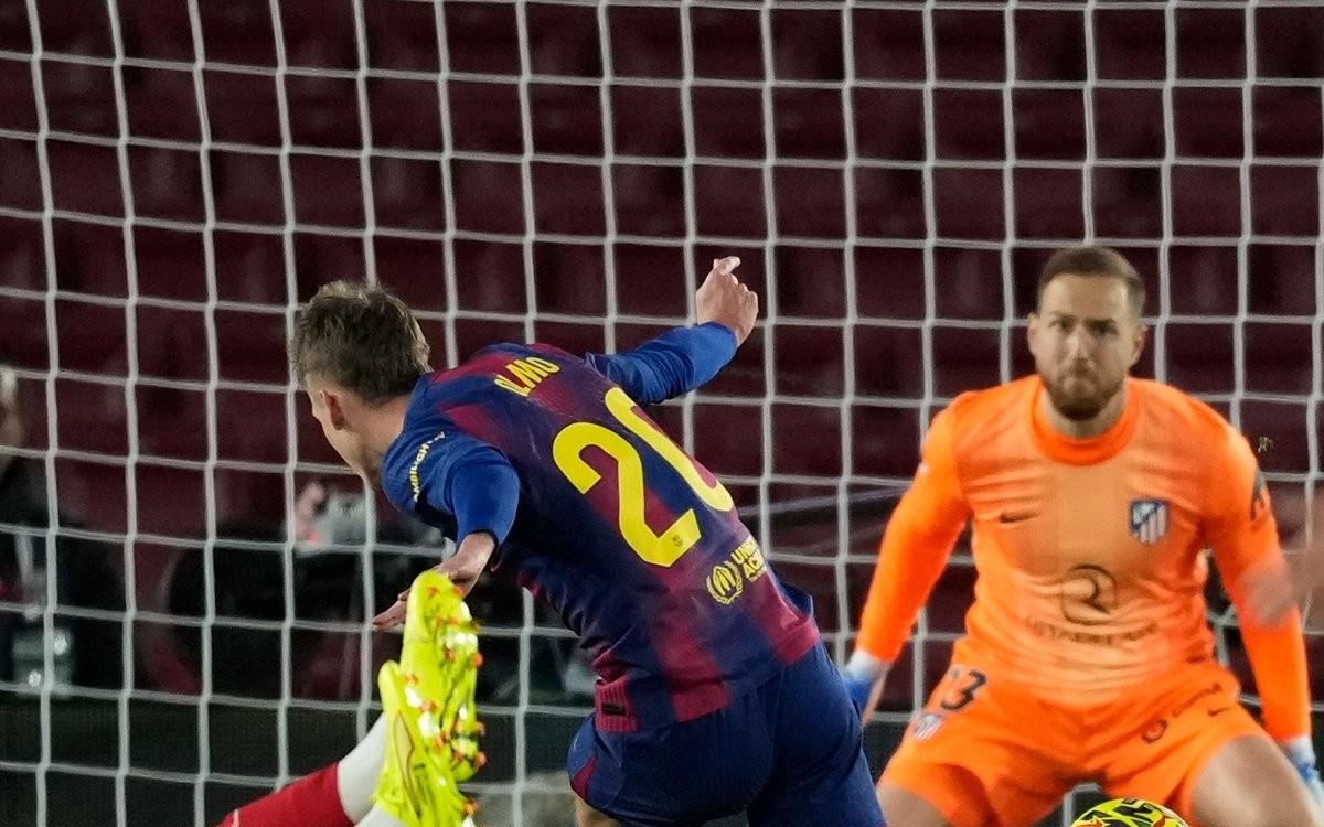 记者：莱比锡有意用霍伊伦取代谢什科，霍伊伦明确表示不想去