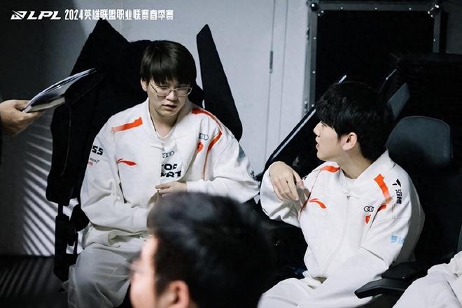 正是劳塔罗 正是劳塔罗