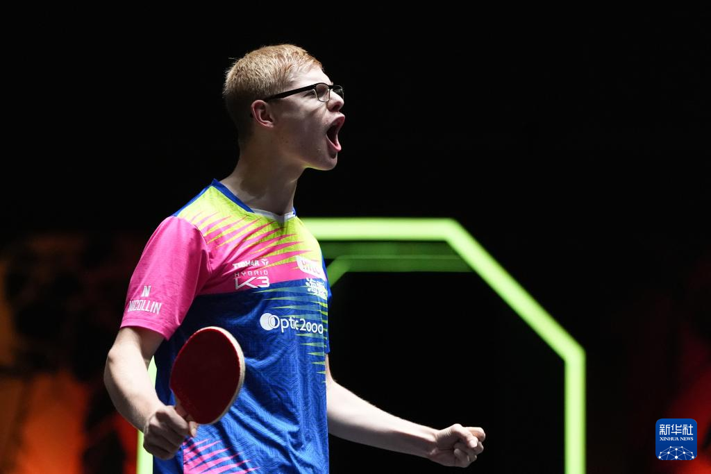 她的身体反 她的身体反