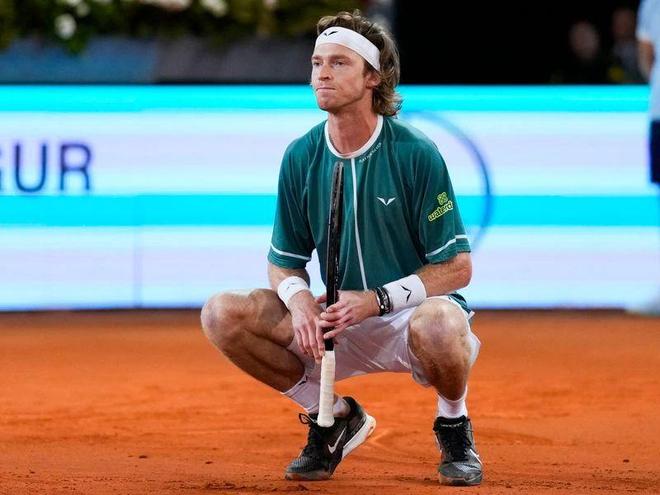 中排名更高 中排名更高